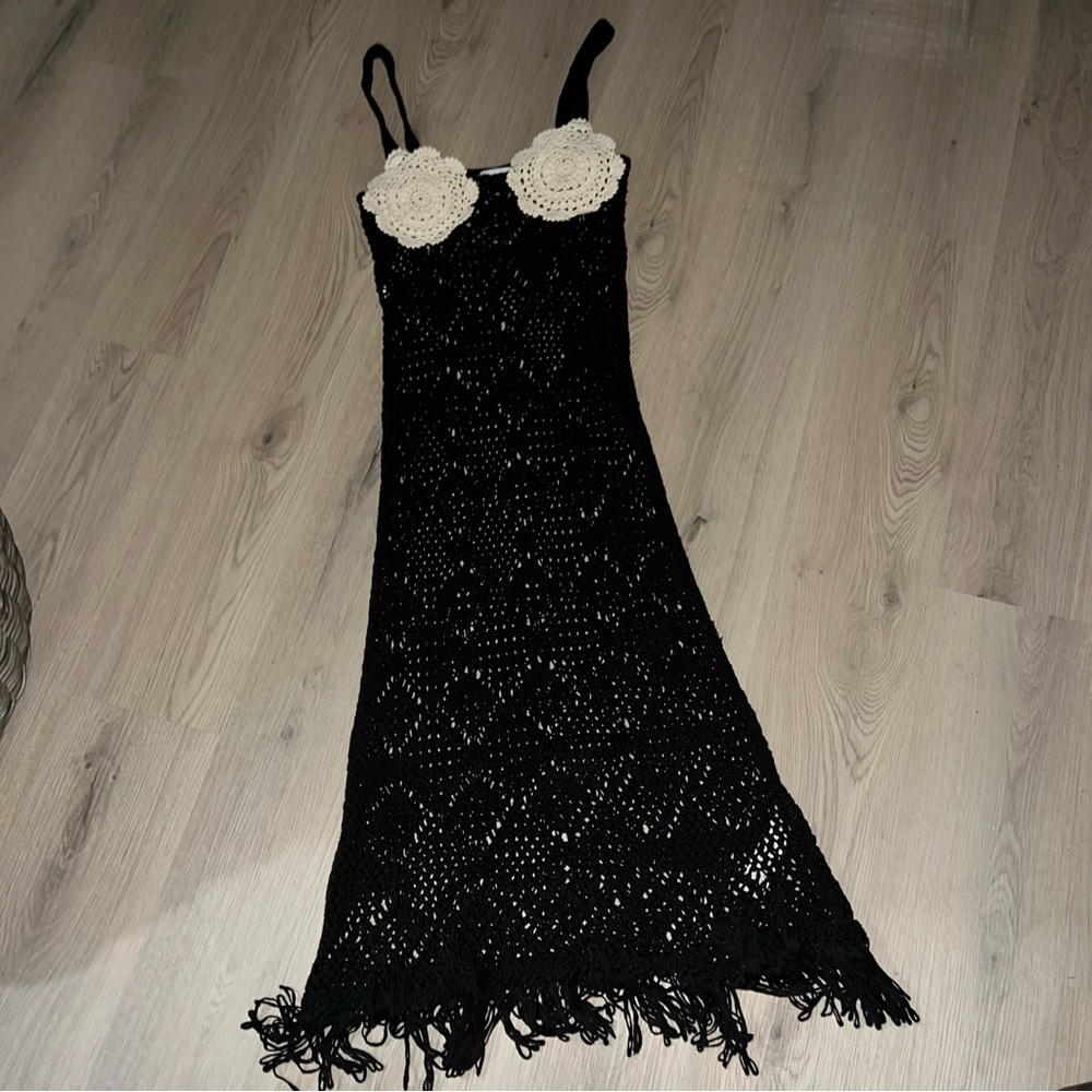 Zara Black & Cream Crochet Swim Cover-Up Size L